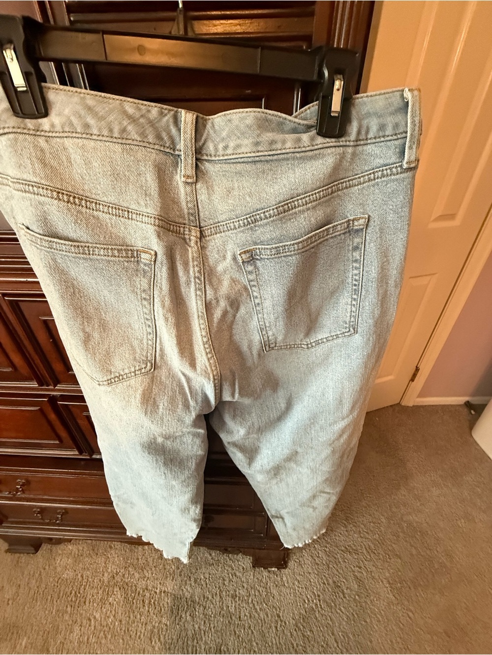 Torrid  Light Wash High-Rise Ankle Crop Jeans Size 16 - Picture 3 of 5